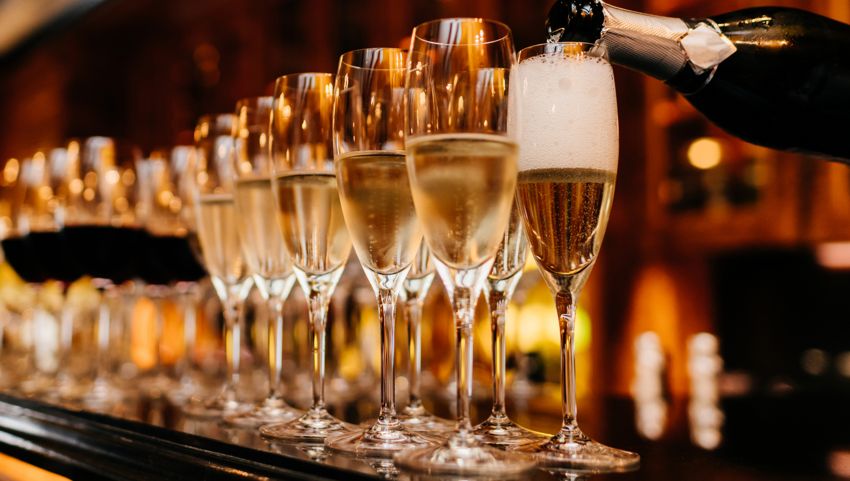 what-is-cava-how-is-it-made-Champagne-Prosecco