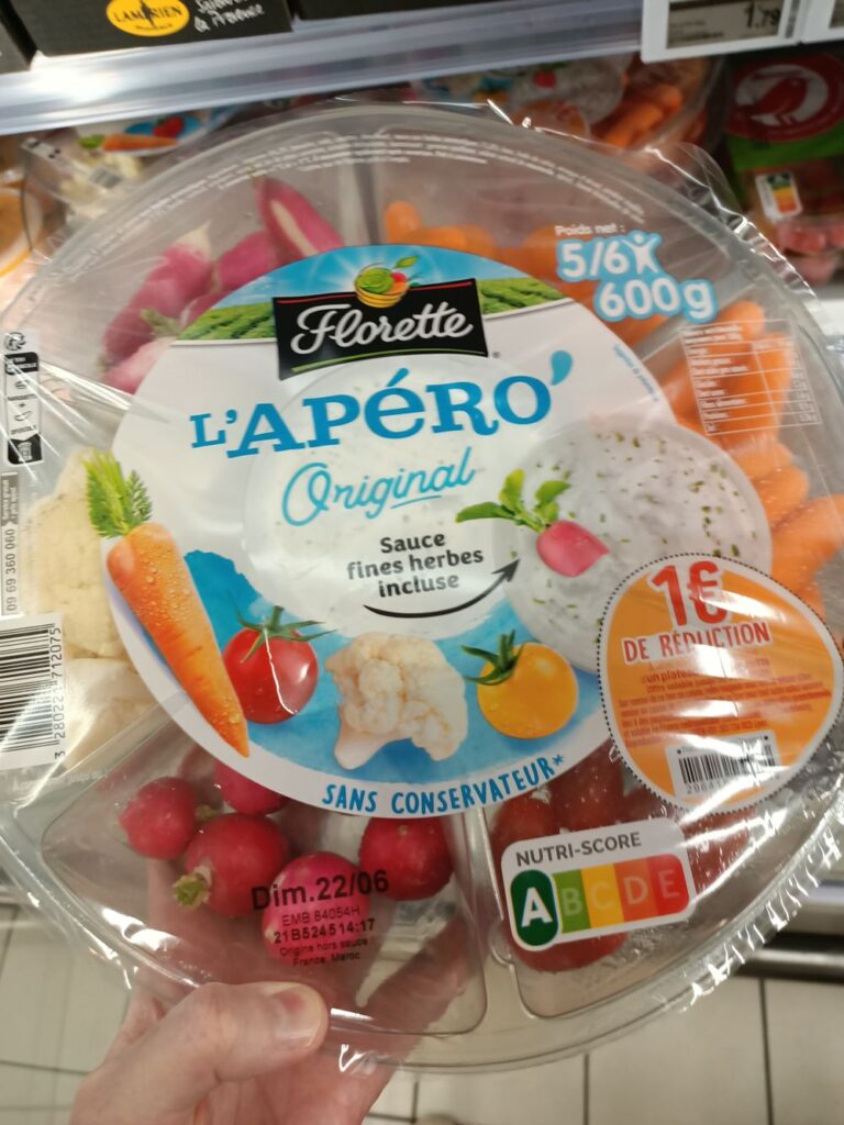 french-aperitif-food-apero-board