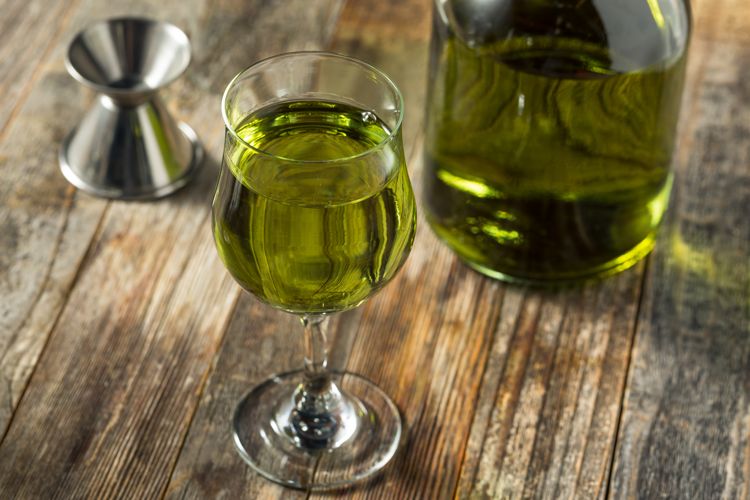 green-chartreuse-liqueur