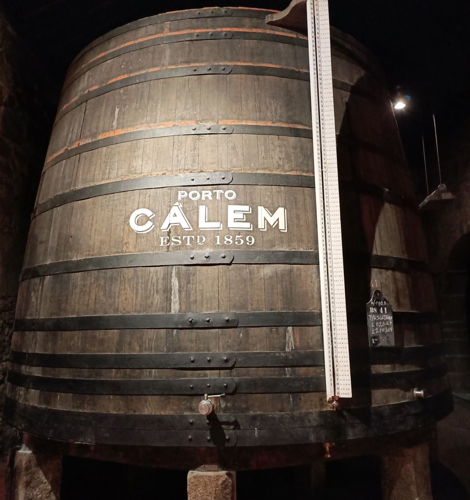calem-wine-vat