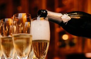 Prosecco vs Champagne vs Cava - Sure wine not