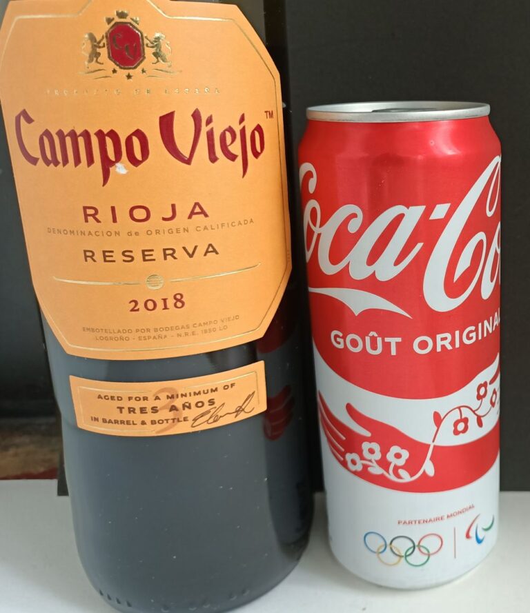 Easy Red wine and Coke recipe Kalimoxto Calimocho Sure wine not